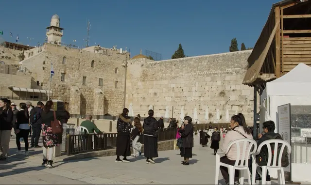 Imagem de A Via Sacra - A História do Muro das Lamentações